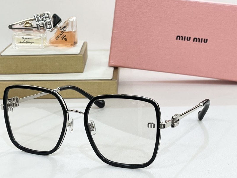 Miu miu Sunglasses